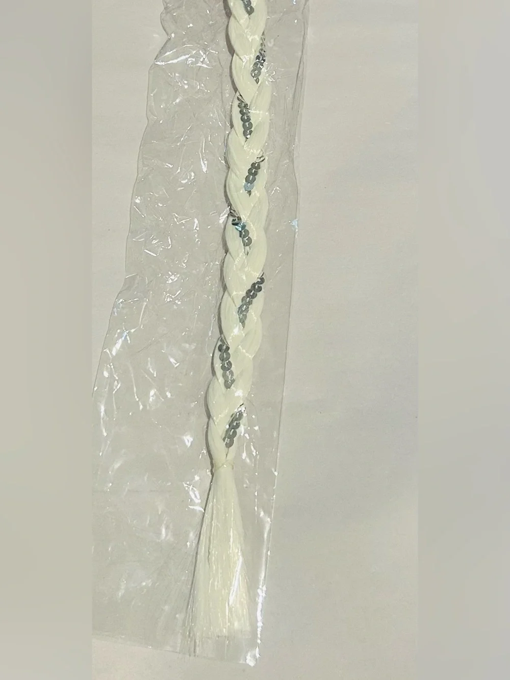 New Disney Frozen 11 Salon Bow with Faux Hair White Braid with Glitter Elsa